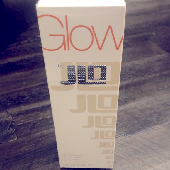 Jennifer Lopez Eau De Glow Women Eau De Toilette Spray, 3.4 Ounce - Picture 4 of 6